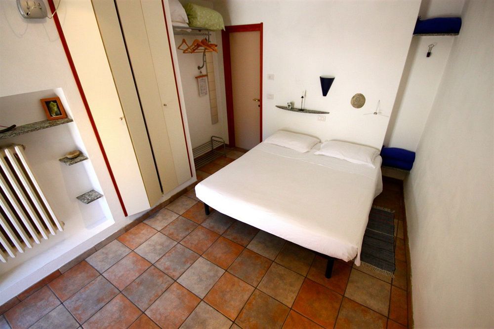 Vicolo Del Pozzo Barolo Exterior foto